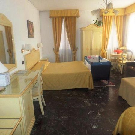 Hotel Ca Del Pozzo Wenecja Pokój zdjęcie